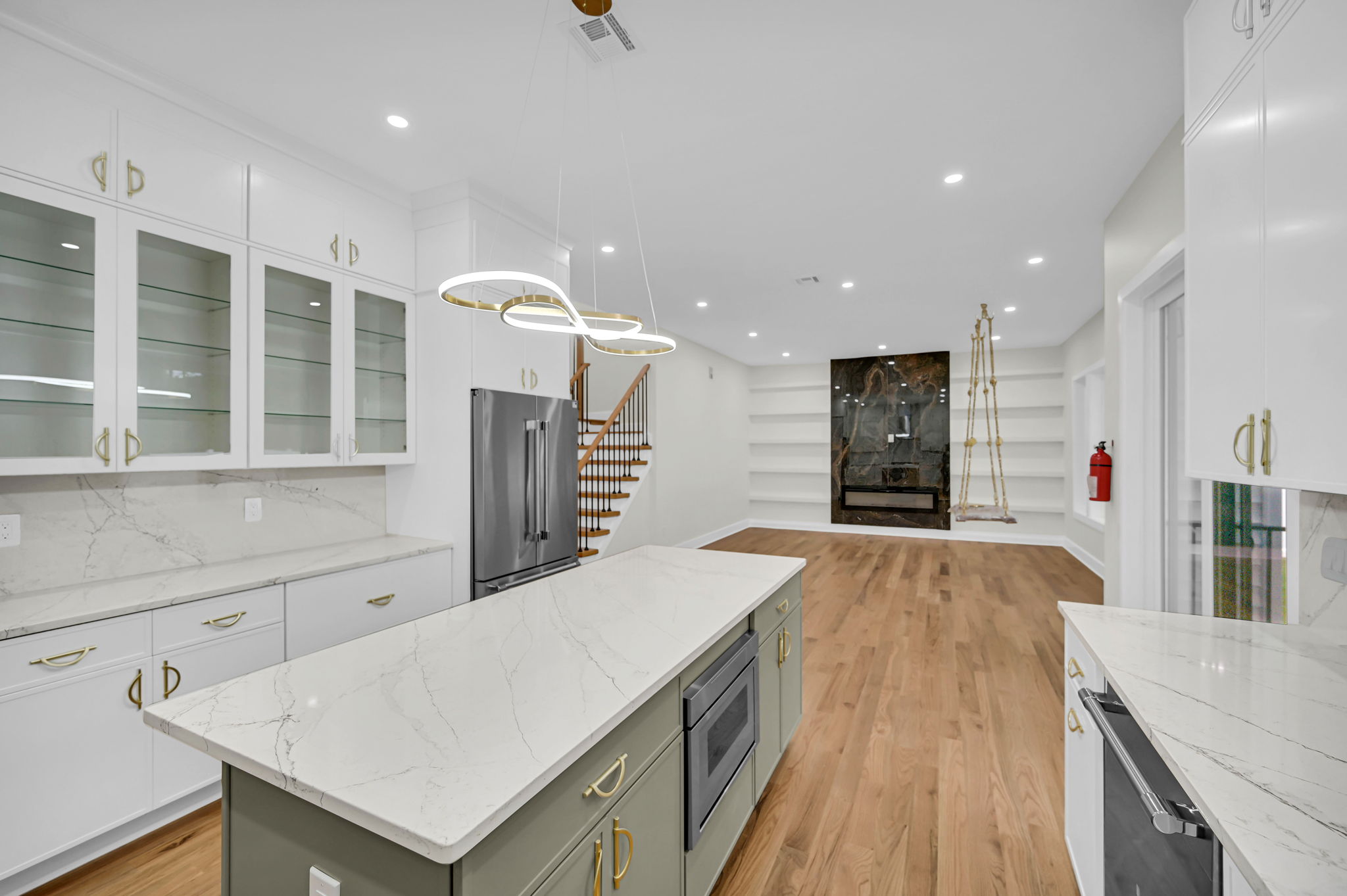 54 Melrose Dr Livingston NJ kitchen photo 17